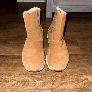 Sorel Tan Boots